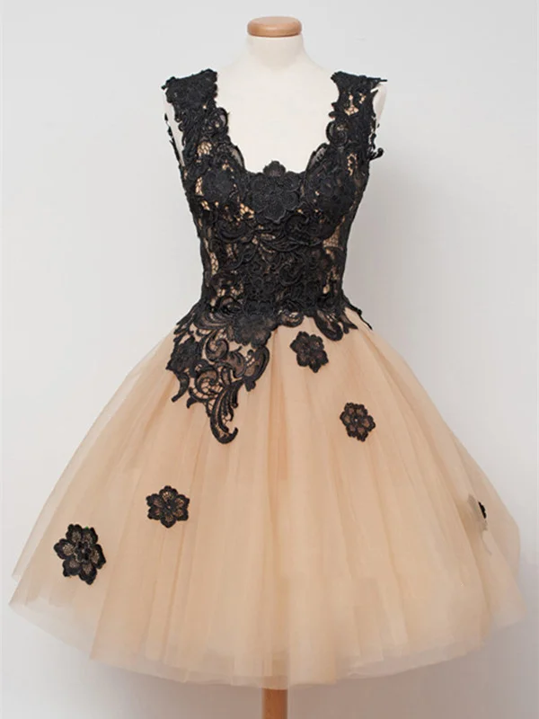 Short Champagne Prom Dresses with Black Lace Appliques, Champagne Homecoming Dresses, Graduation Dresses